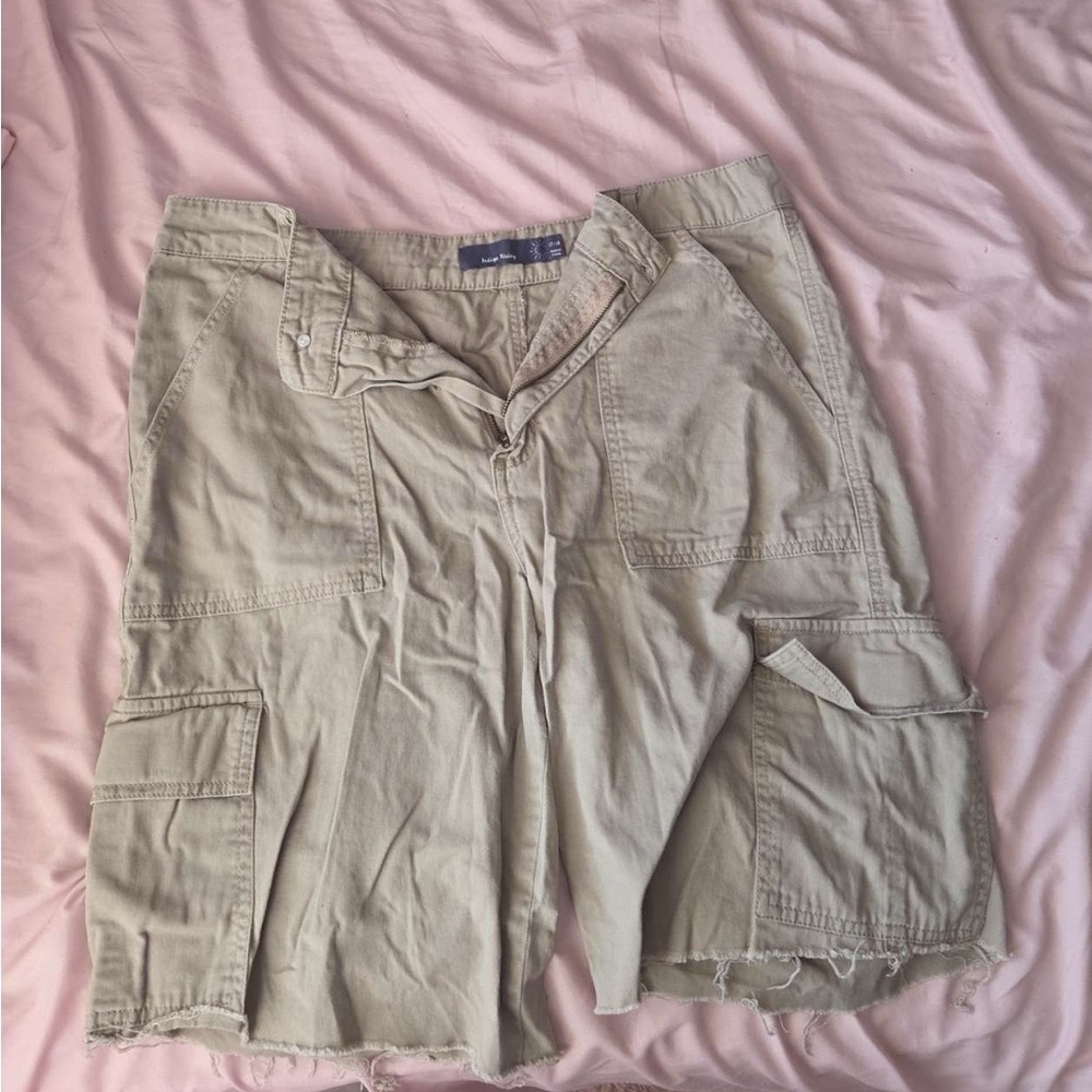 Beige Cargo Jorts